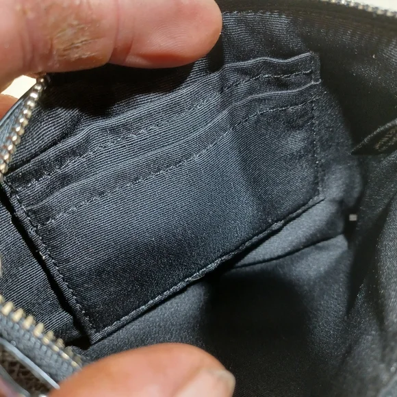 Coach wristlet - Picture 7 of 7